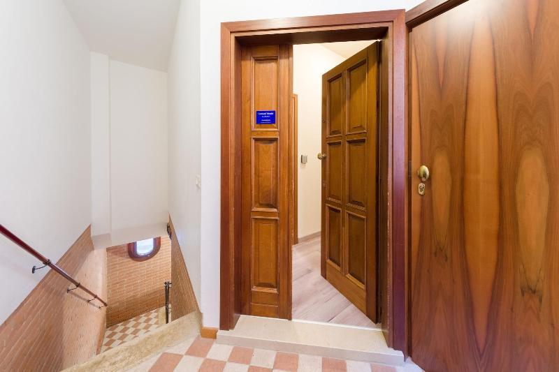 B And B Casanova Ai Tolentini Veneza Exterior foto